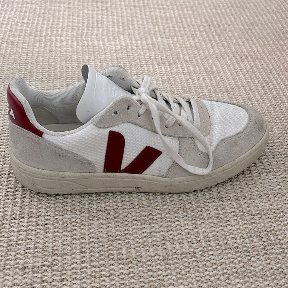 Vejas - used but in good condition. A few scuff marks but clean up very well.